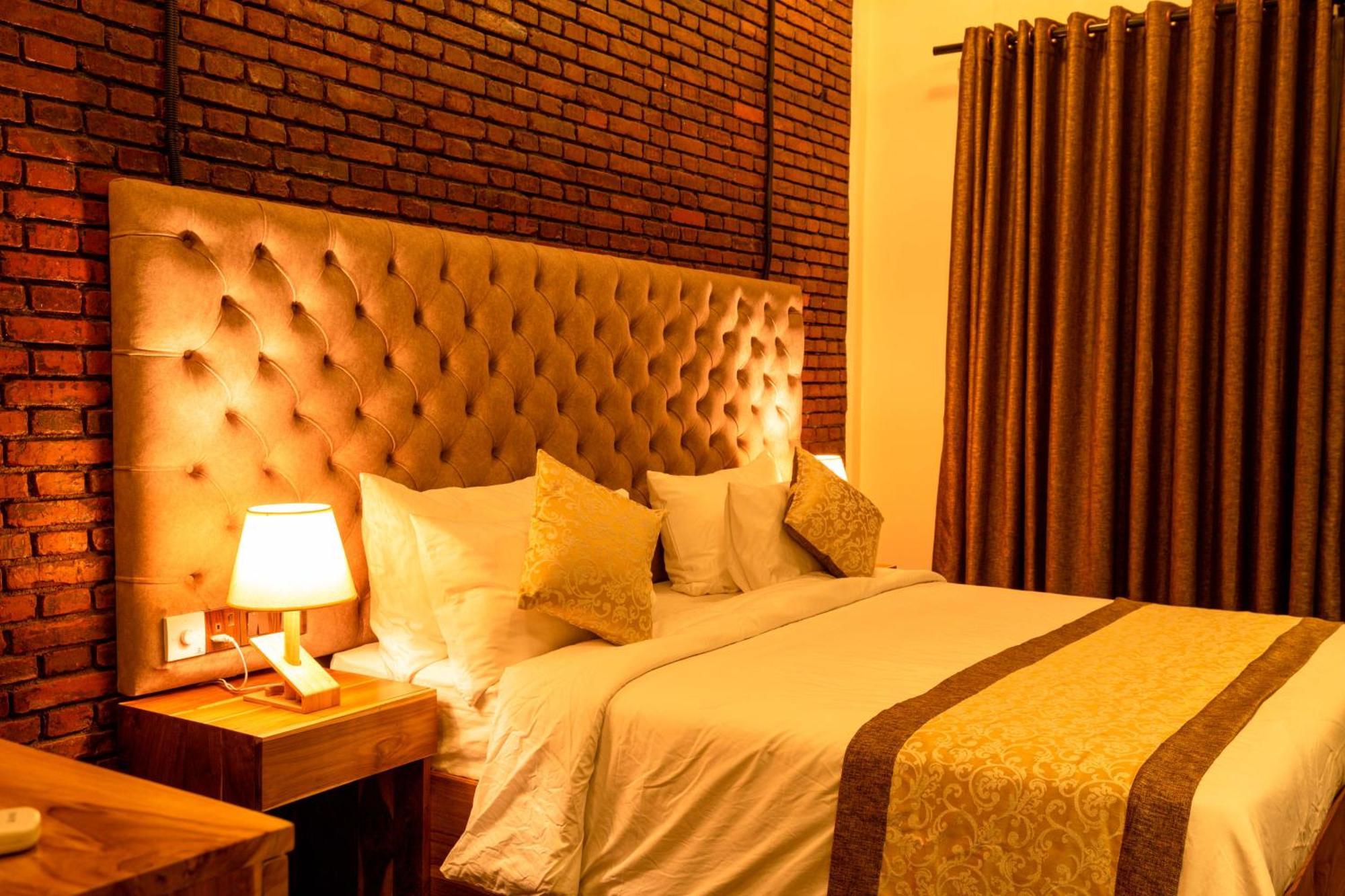 Hotel Manthra Leisure Kandy Exterior foto