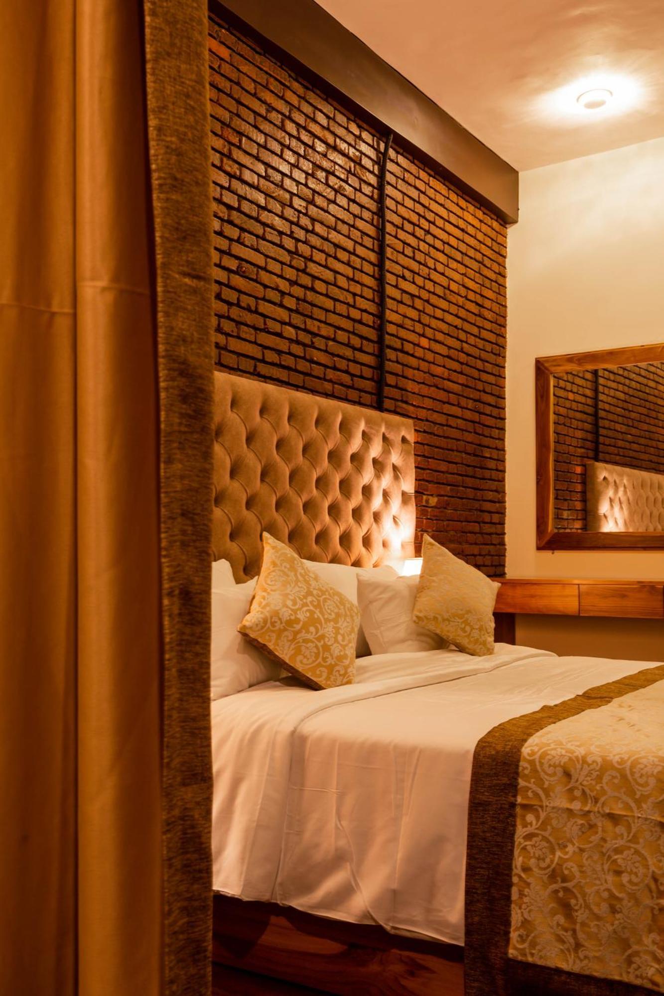 Hotel Manthra Leisure Kandy Exterior foto