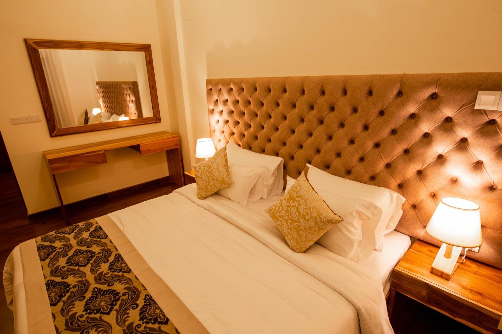 Hotel Manthra Leisure Kandy Exterior foto